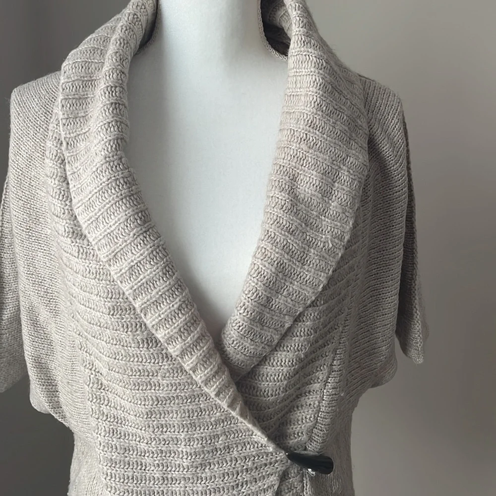 Smart Set Cardigan - Picture 5 of 12